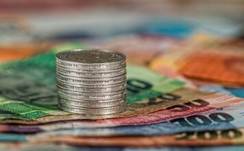 Jaki jest koszt przerejestrowania motocykla?